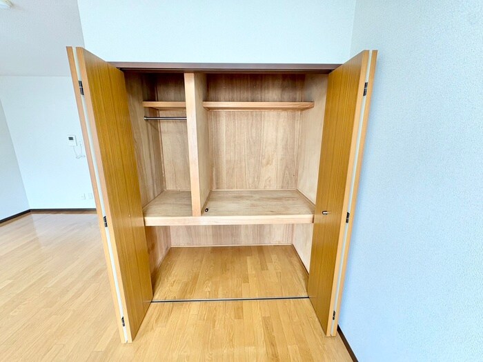 物件内観写真16　(収納)