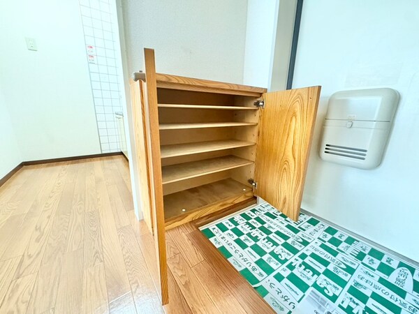靴箱