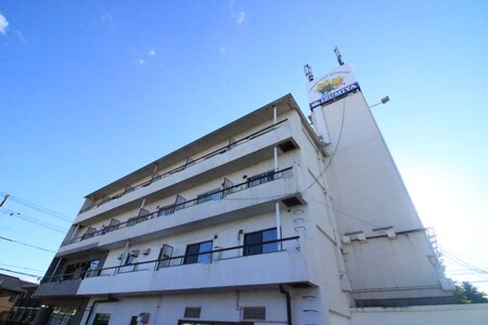 オイゼンビル外観写真