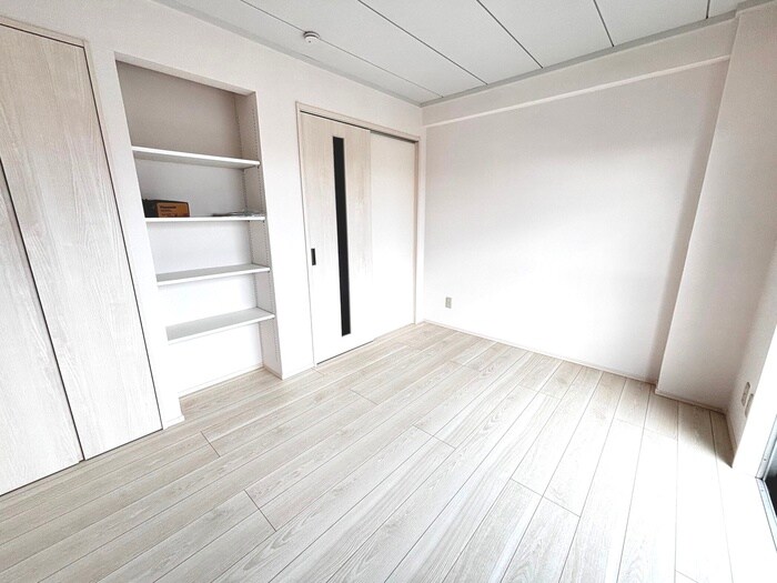 物件内観写真6　(居室)