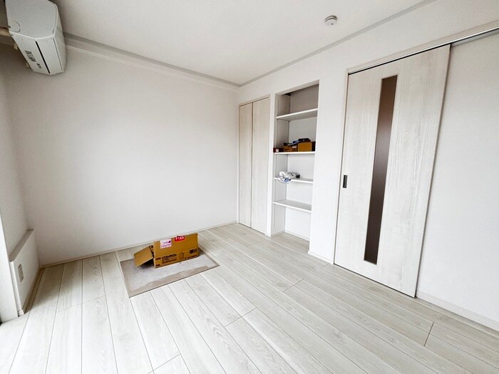 物件内観写真8　(居室)