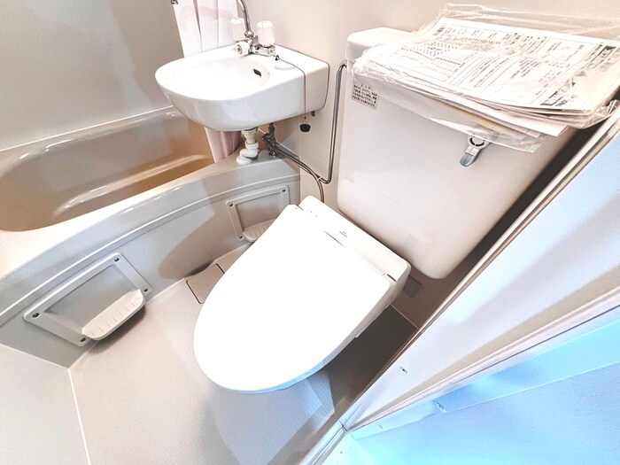 物件内観写真14　(トイレ)