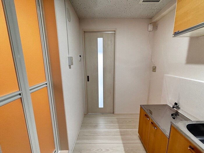 物件内観写真19　(廊下)