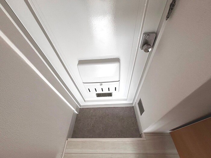 物件内観写真19　(玄関)