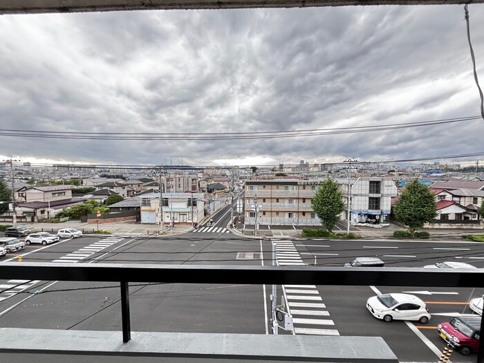 物件内観写真21　(室内からの展望)