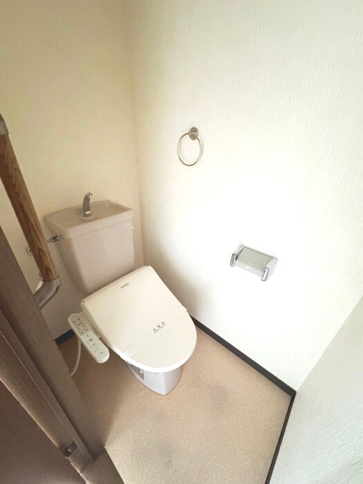 物件内観写真13　(トイレ)