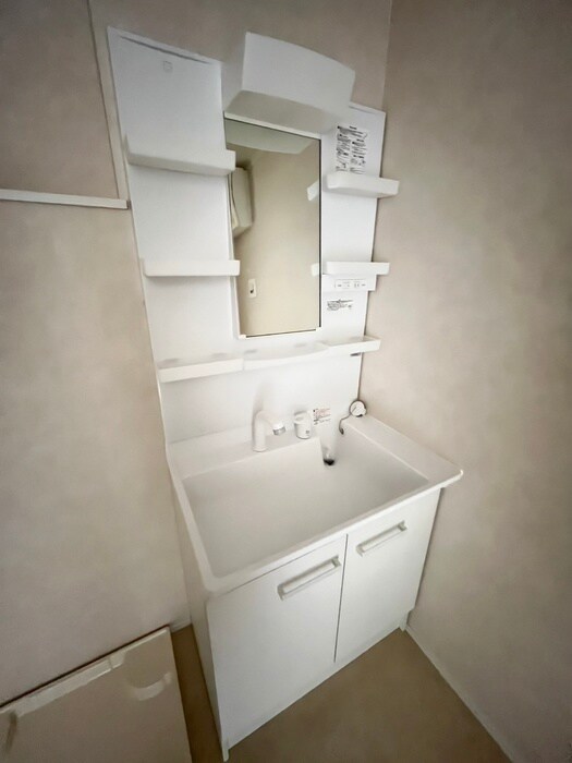 物件内観写真12　(洗面)