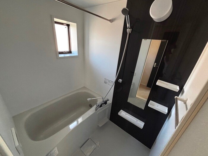 物件内観写真12　(バス／シャワールーム等)