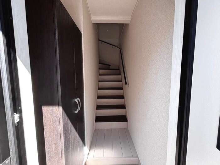 物件内観写真19　(廊下)