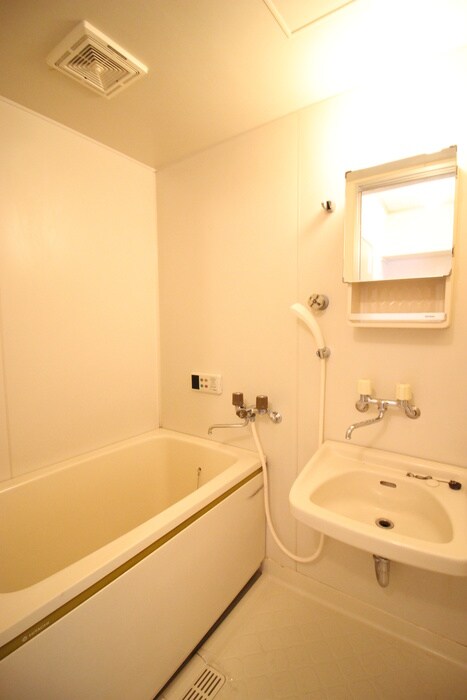 物件内観写真10　(バス／シャワールーム等)