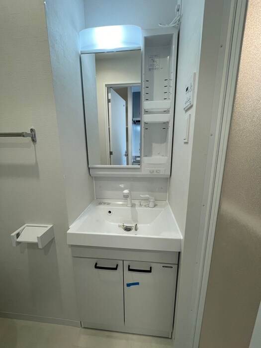 物件内観写真11　(洗面)