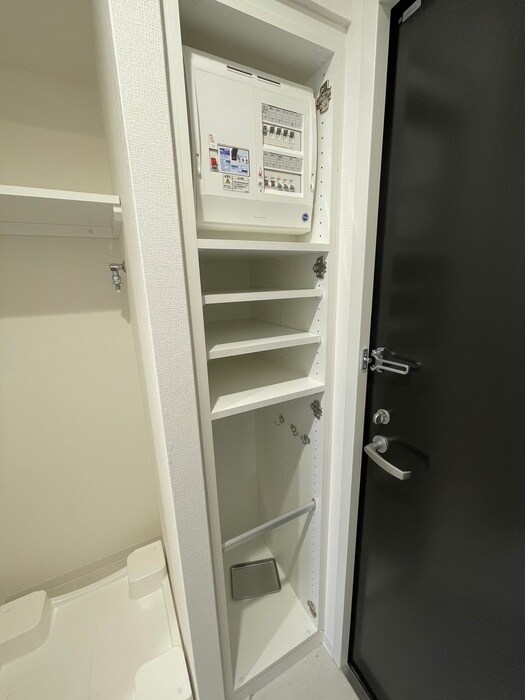 物件内観写真16　(靴箱)