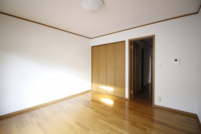 物件内観写真9　(居室)