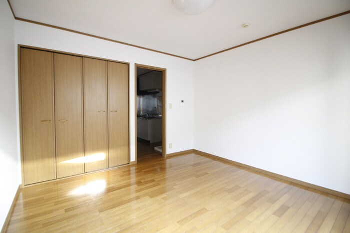 物件内観写真10　(居室)