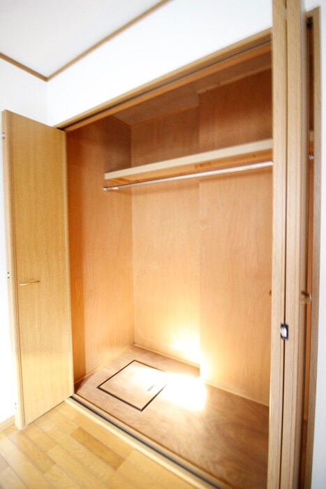 物件内観写真11　(収納)