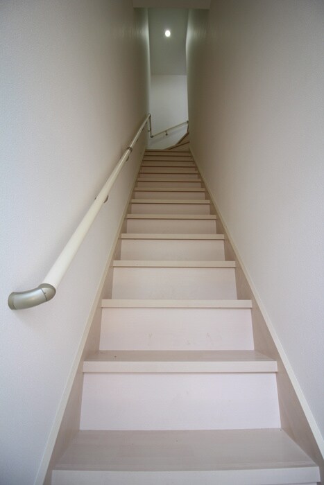 物件内観写真7　(玄関)