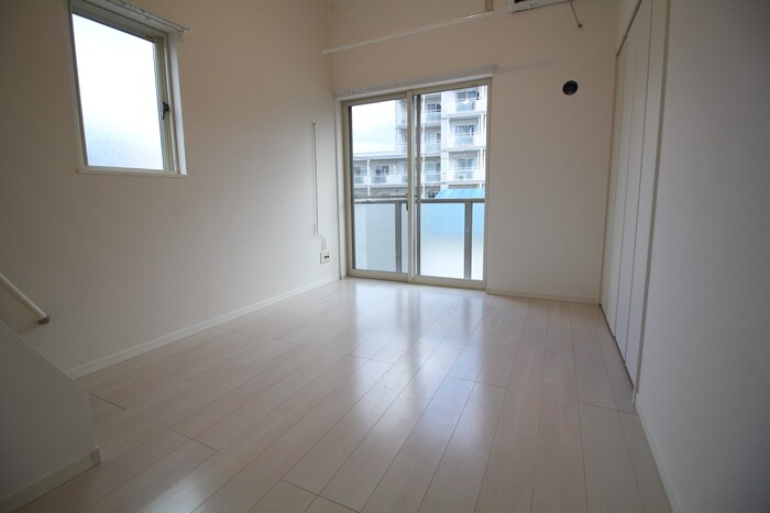 物件内観写真15　(居室)