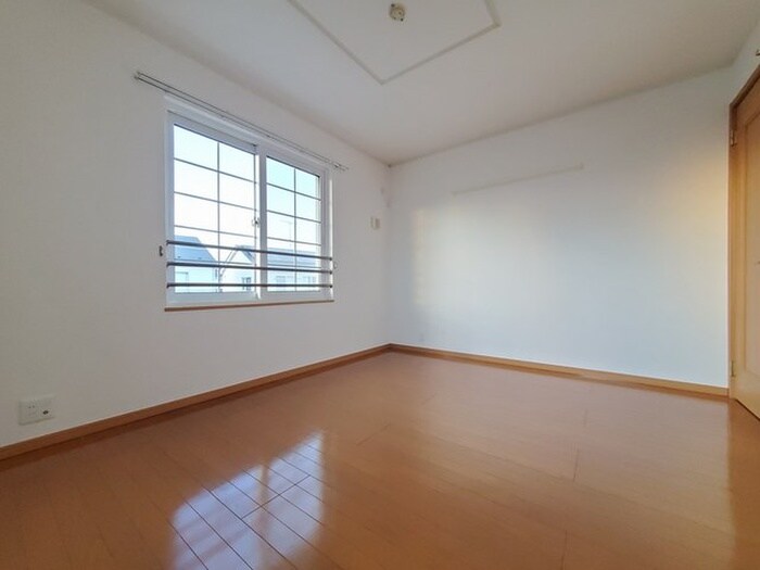 物件内観写真5　(居室)