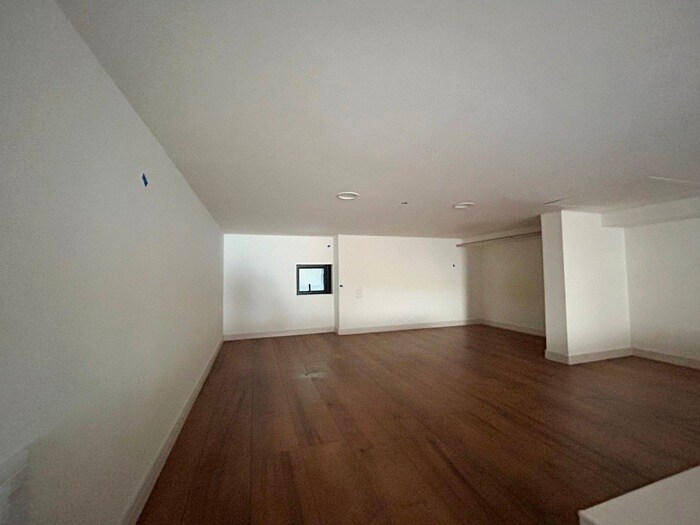 物件内観写真9　(ロフト)