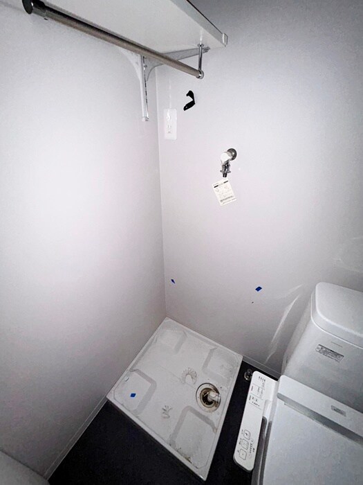 物件内観写真15　(洗濯機置場)