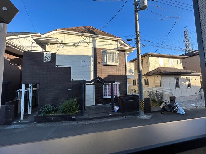 物件内観写真22　(室内からの展望)