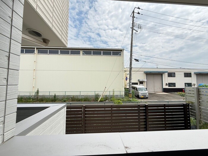 物件内観写真14　(室内からの展望)