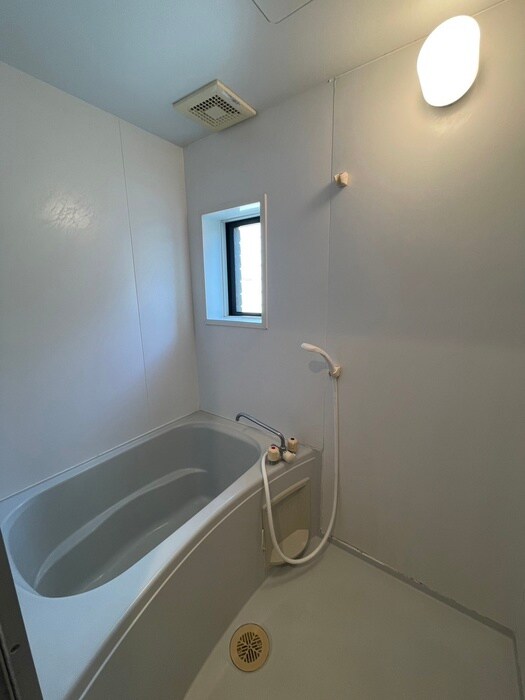 物件内観写真10　(バス／シャワールーム等)