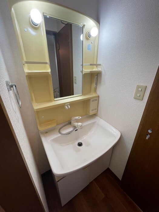 物件内観写真12　(洗面)