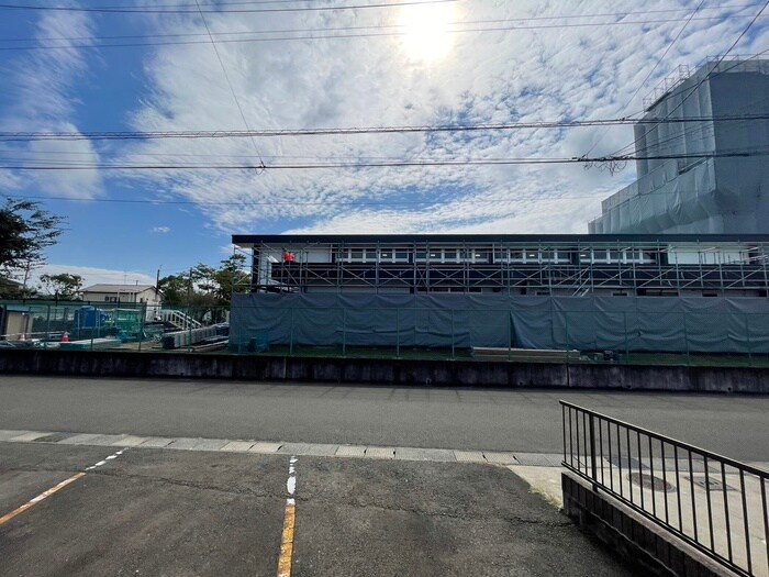 物件内観写真22　(室内からの展望)