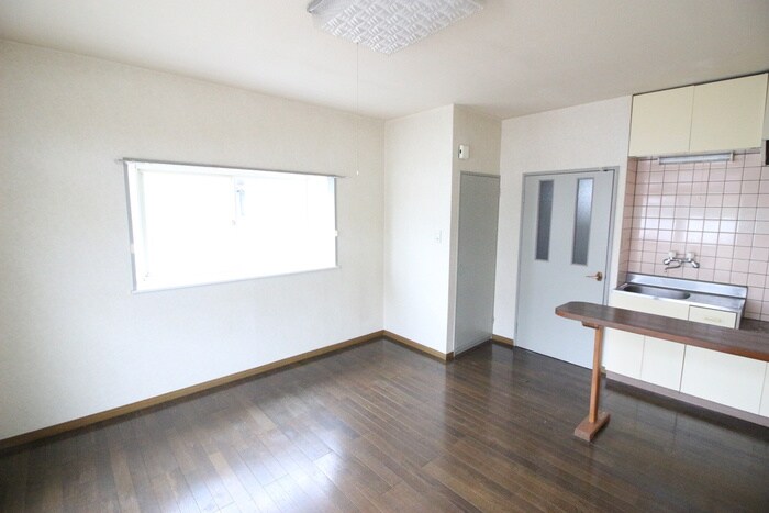 物件内観写真9　(居室)