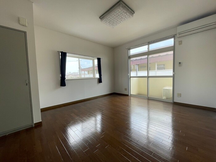 物件内観写真9　(居室)