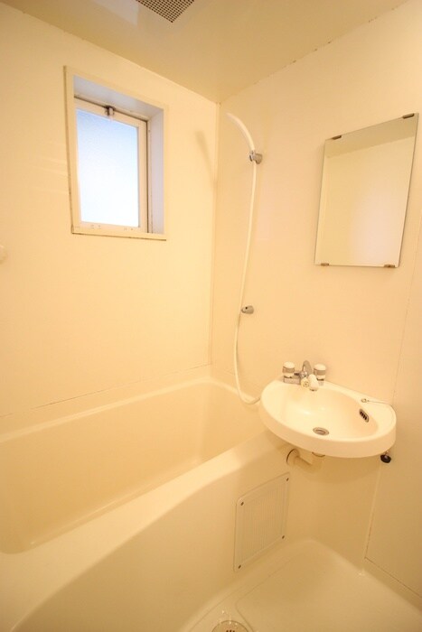 物件内観写真10　(バス／シャワールーム等)