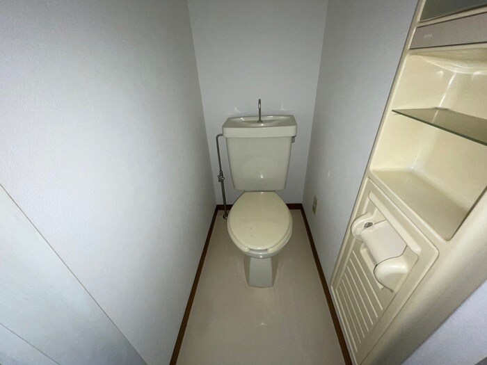 物件内観写真13　(トイレ)