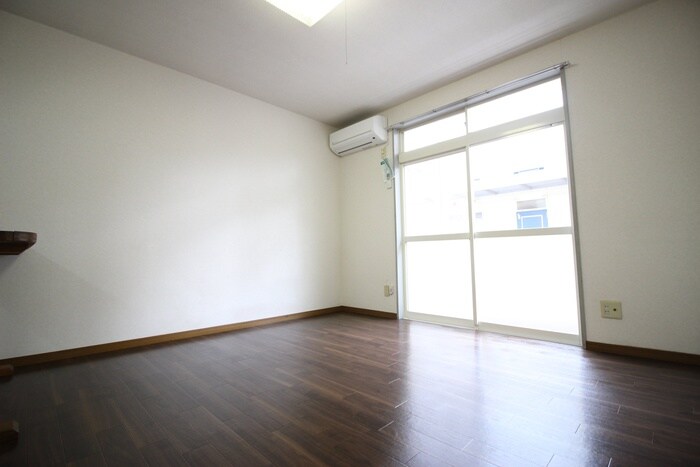 物件内観写真13　(居室)