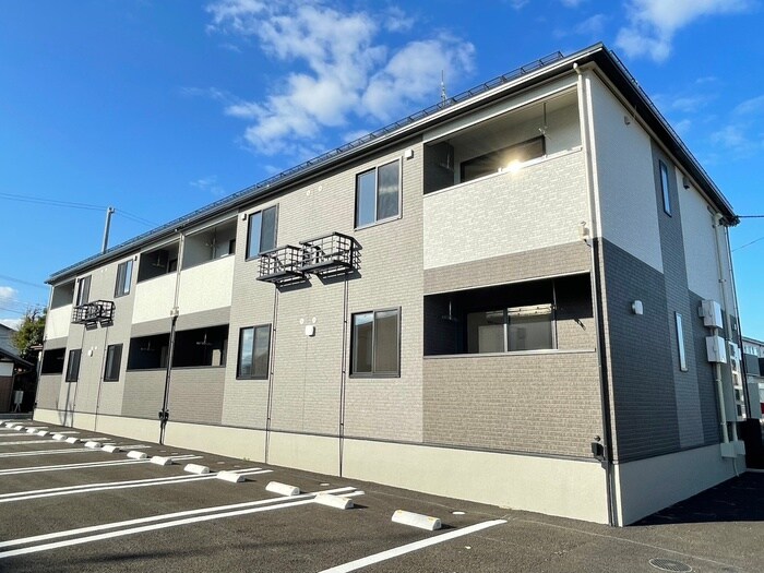 物件外観写真6　(外観写真)