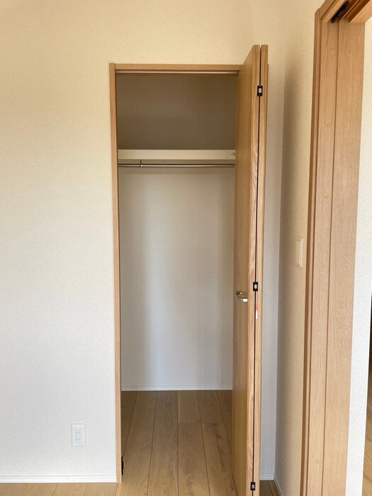 物件内観写真13　(収納)