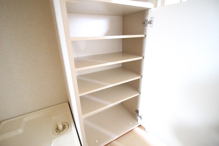 物件内観写真14　(靴箱)