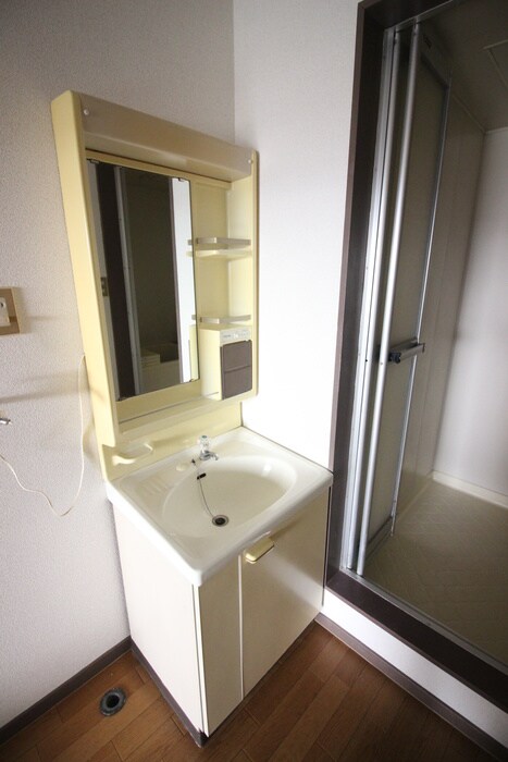 物件内観写真9　(洗面)