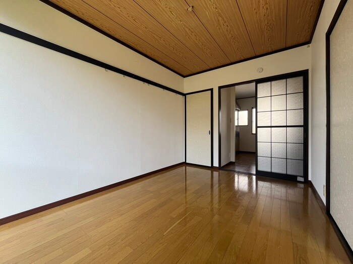 物件内観写真8　(居室)