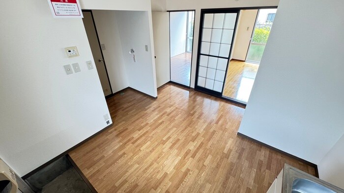 物件内観写真10　(居室)