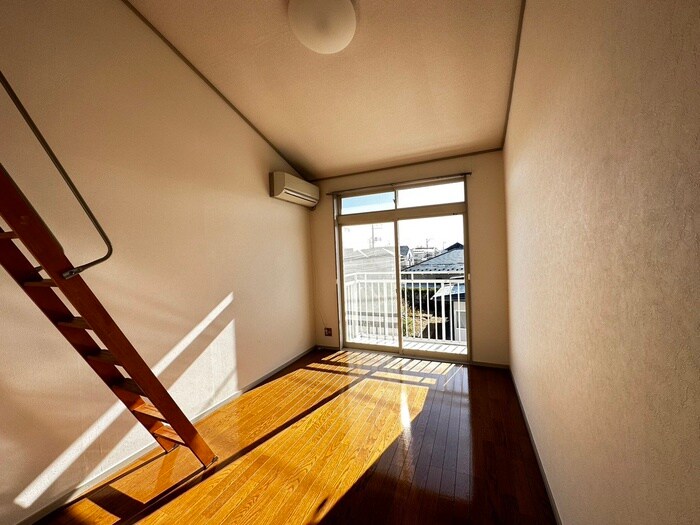 物件内観写真7　(居室)