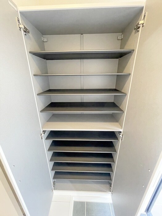 物件内観写真17　(靴箱)