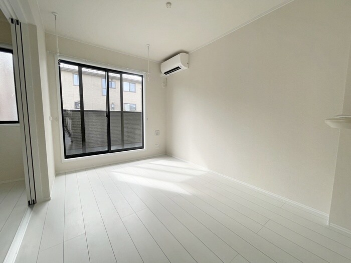 物件内観写真18　(居室)