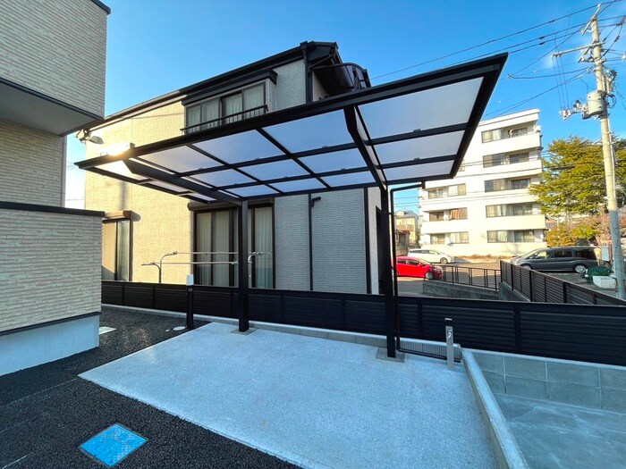 物件外観写真5　(駐輪場)