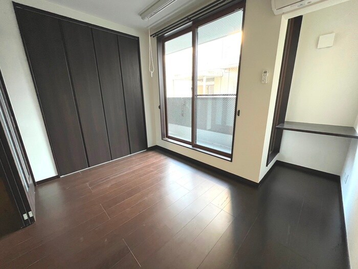 物件内観写真10　(居室)