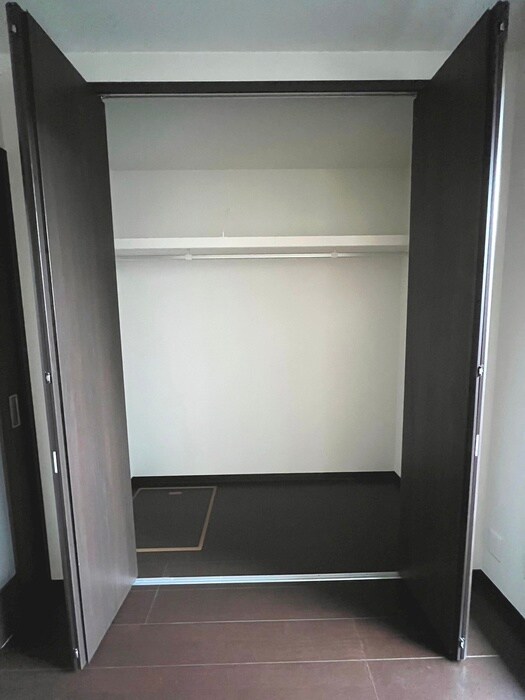 物件内観写真11　(収納)