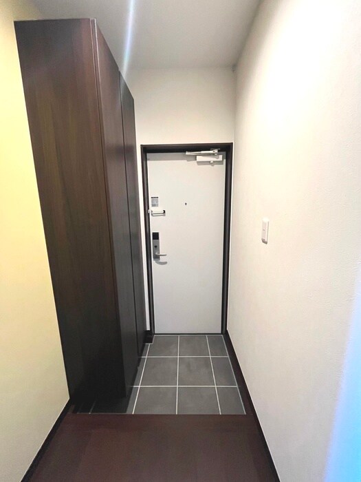物件内観写真19　(玄関)