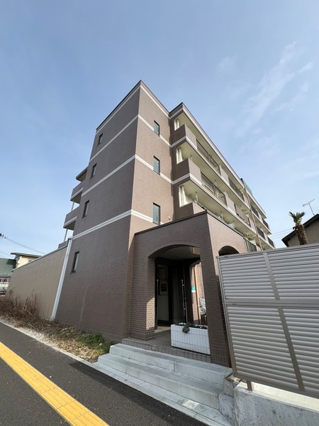八百ふじ　穀町ビル外観写真