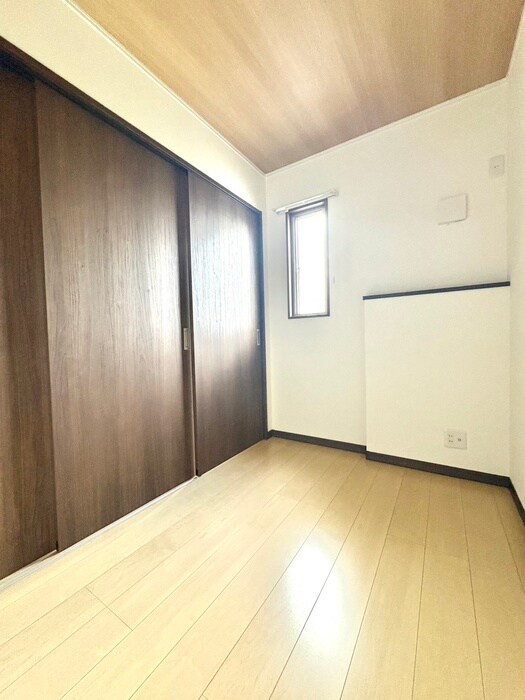 物件内観写真5　(居室)