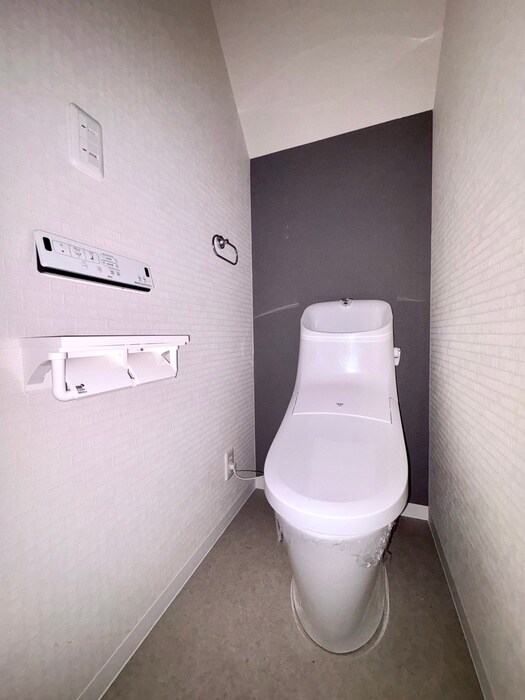 物件内観写真10　(トイレ)